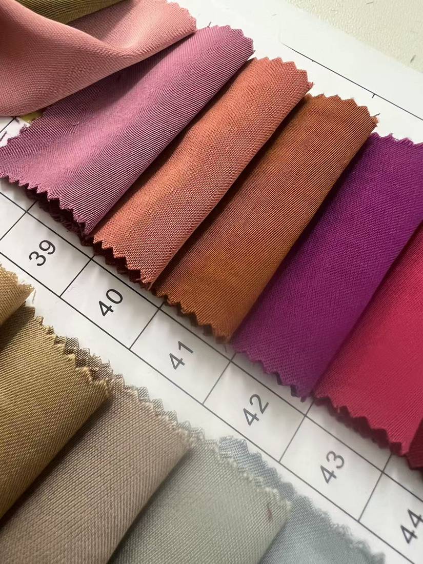 Air-jet Acetate Satin — paparan 3