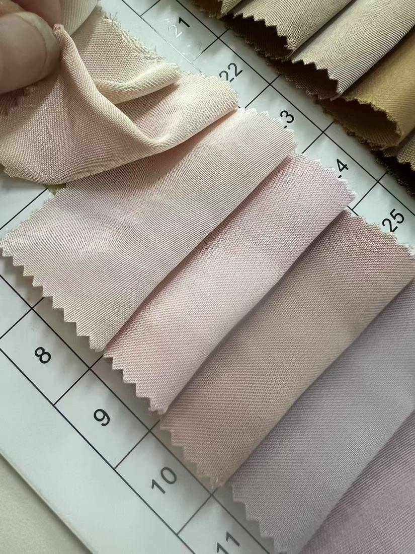 Air-jet Acetate Satin — paparan 4