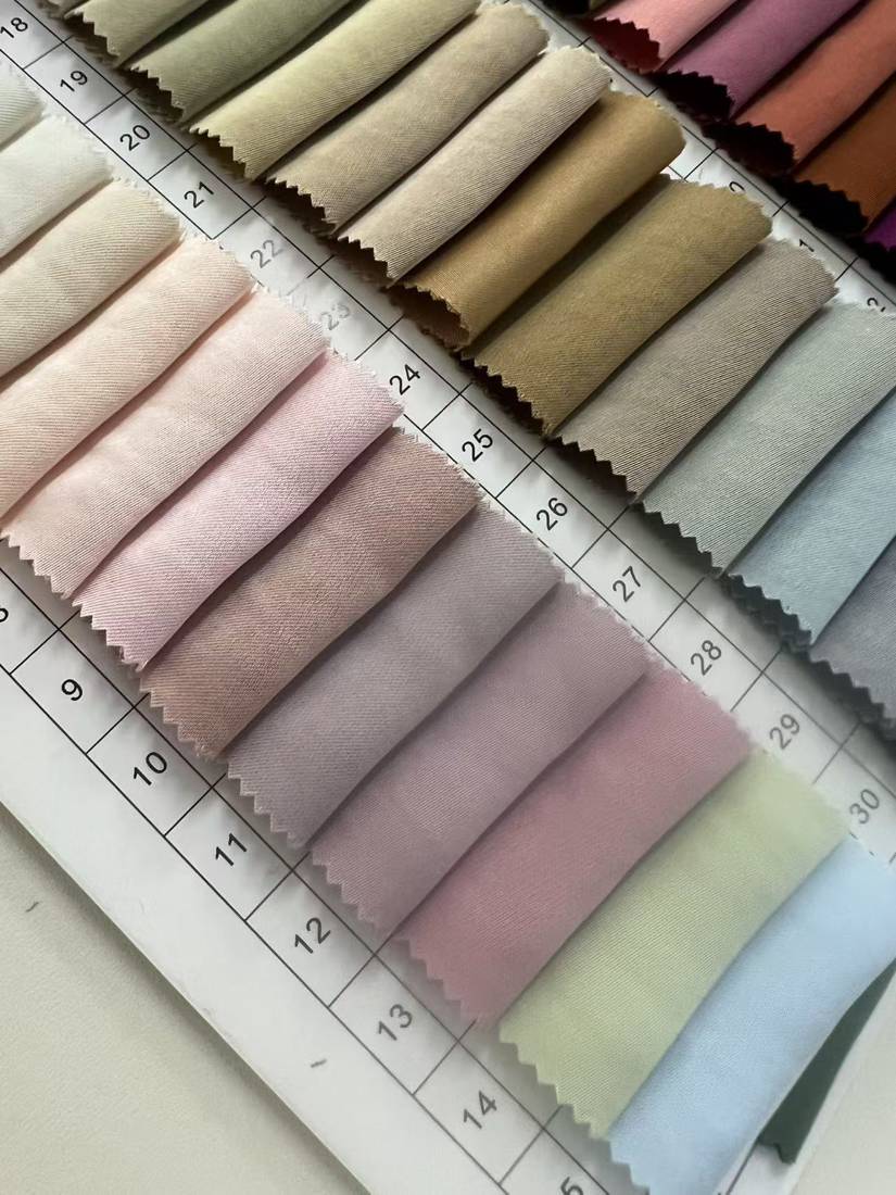 Air-jet Acetate Satin — paparan 5