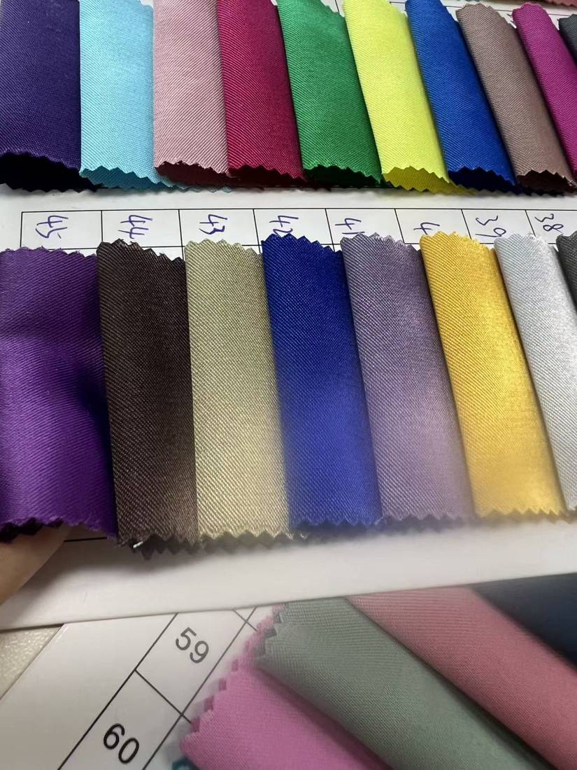 Ultra-Soft Thick Miqi — عرض 4